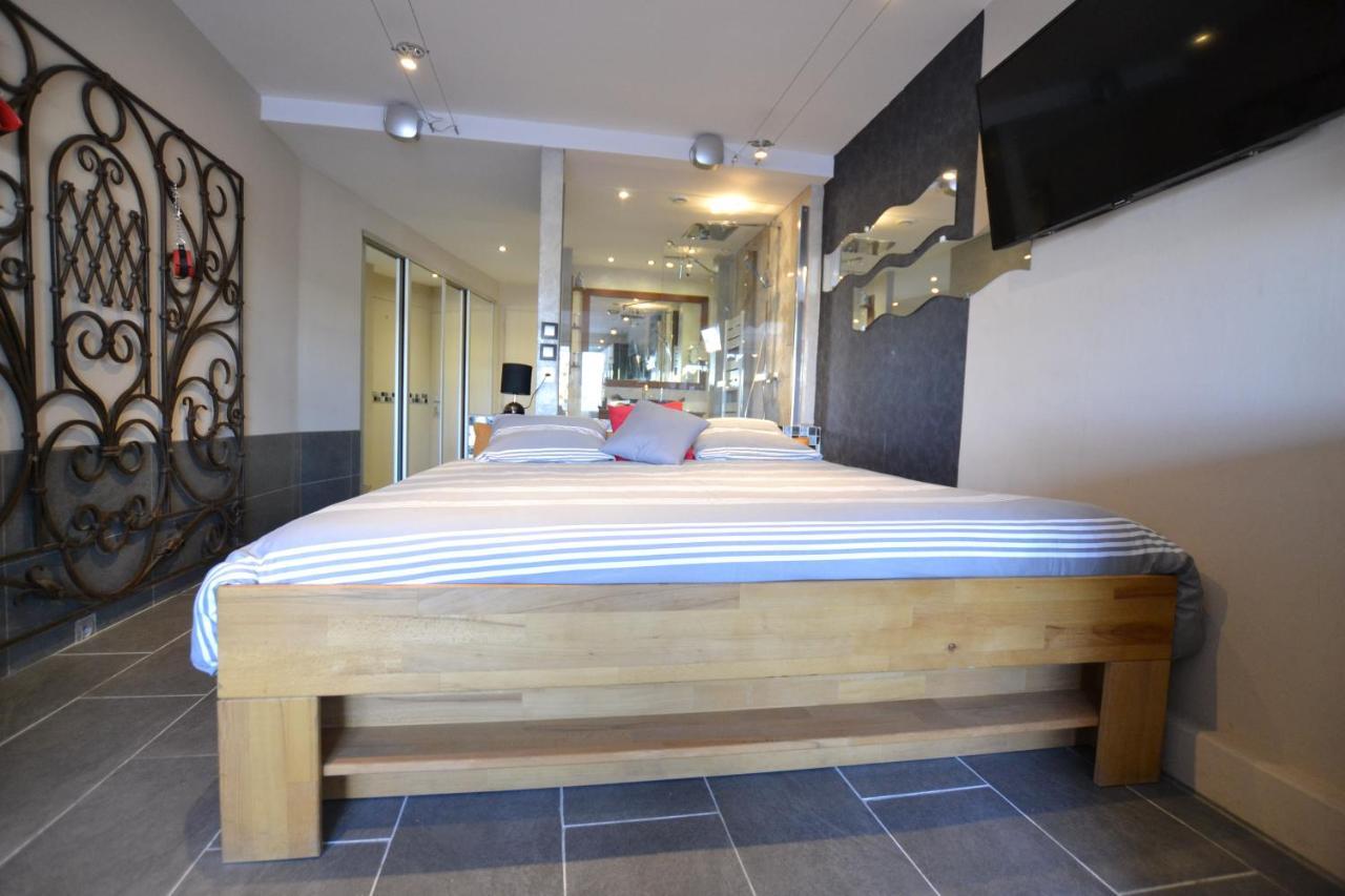 אגדה Studio Naturiste Captive Heliopolis Fg 13 מראה חיצוני תמונה